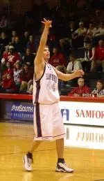 Men's Basketball Falls In OVC Tournament At Eastern Kentucky, 81-61 Image
