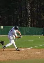 Baseball Ends Regular Season with 9-6 Win at Murray State Image