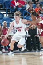 Women's Hoops Downs Alabama, 48-46, For First Win Over SEC Opponent Image