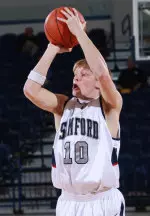 Bulldogs Hang On For Impressive 57-52 Road Win At McNeese State Image