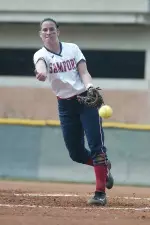 Softball Mounts Late Rally To Upend Austin Peay, 6-5 (8) Image
