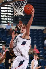 Friday's Career-High Propels Bulldogs Past Spartans, 73-60 Image