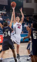 Women's Basketball Wins Fourth-Straight, 60-49, At Furman Image