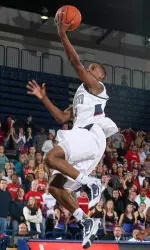 Merritt's Career-High Outburst Lifts 'Dogs To 60-54 Win Over Chattanooga Image