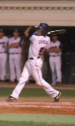 Baseball Wins Game Two At Kennesaw State, 9-7 Image