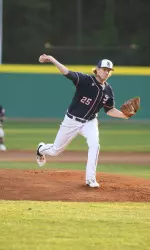 Baseball Takes Series-Opener From Western Carolina, 7-6 Image