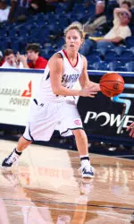 Women's Hoops Drops 71-62 Decision At Davidson Image