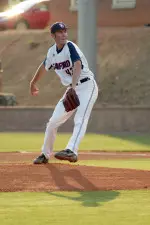 Baseball Splits Doubleheader At Furman Image