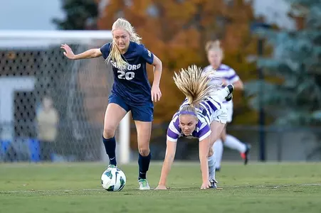 Hallie Georgia in Socon