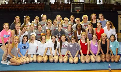 Cheerleaders at 2016 Stunt Clinic