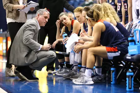 Head Coach Mike Morris talking to the team at Chattanooga, 2016-17