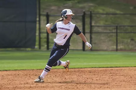 Lexie Higgins action shot, 2016