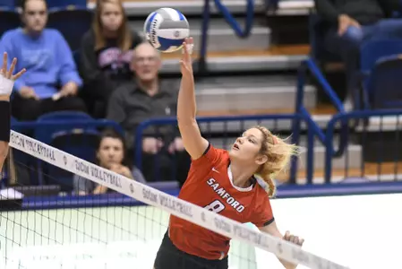Kelsi Hobbs action red