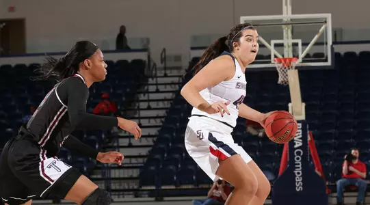 Natalie Armstrong action shot vs Troy, 2017-18