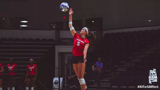 Lauren Deaton action