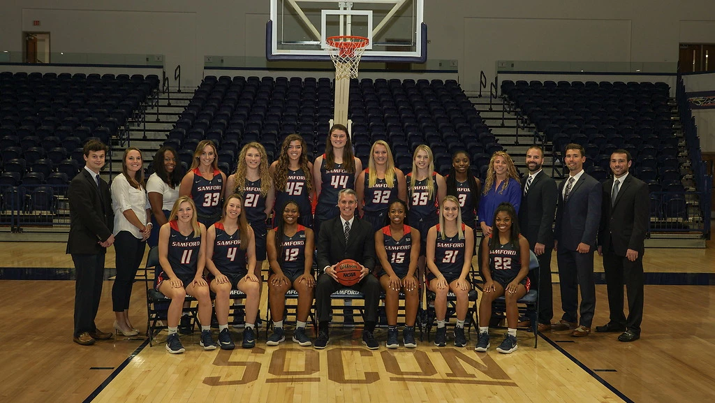 2018-19 Women's Basketball Team