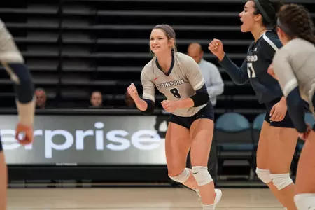 Kelsi Hobbs celebration