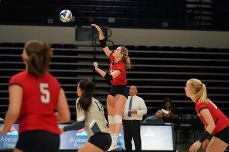 Kelsi Hobbs vs UNA 2019
