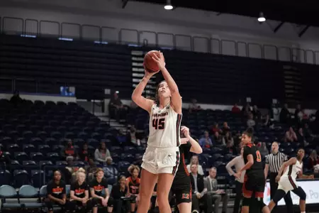 Natalie Armstrong vs Mercer 2020