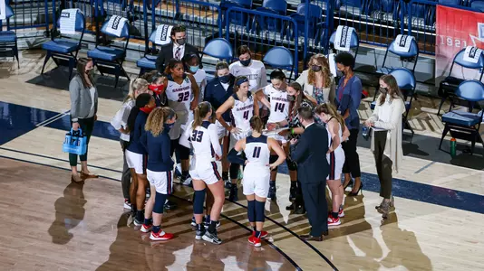 WBB Team Huddle vs Furman 2021