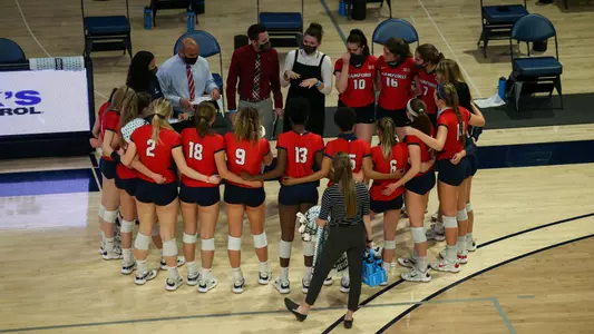 Samford Volleyball team huddle vs Citadel 2021 spring
