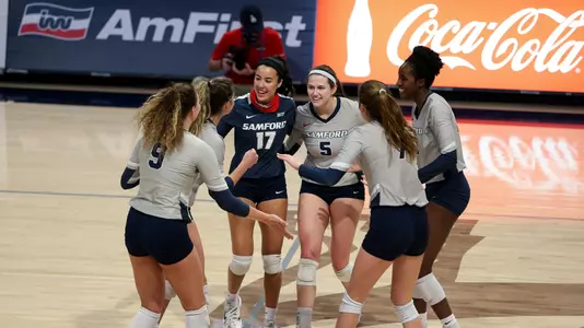 VB Team Huddle, Mercer 2021 SoCon Tourn