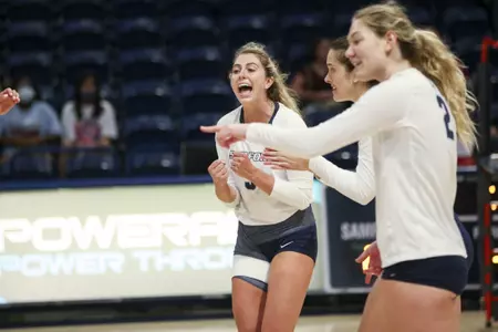 Samford Volleyball takes the court against Alabama on August 21, 2021 for their exhibition match.