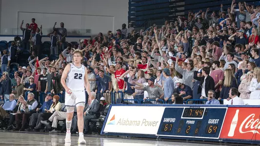 Logan Dye with crowd vs Citadel 2022