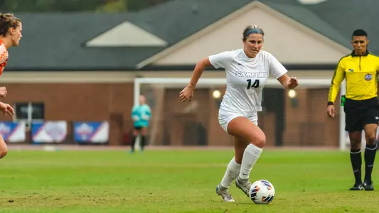 Nikki Bario vs Mercer 2022