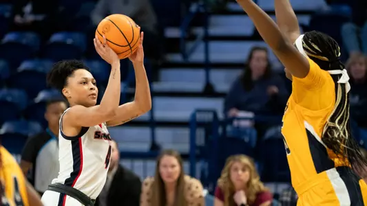 Kennedy Langham vs UNCG 2023-24