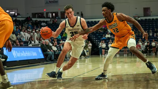 mbb uncg story photo