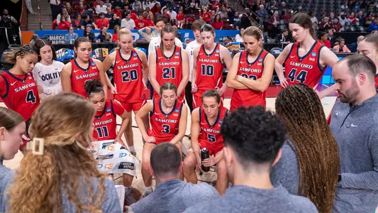 WBB huddle at 2026 NCAA Tournament