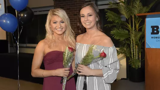 Libby Groden, Makenzey Shank