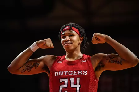 Ron Harper Jr. Flexes
