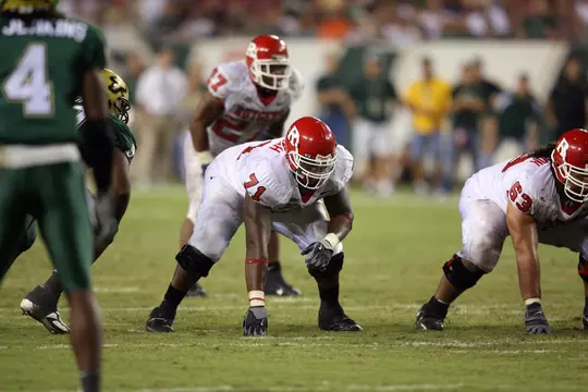 Former OL Jeremy Zuttah at USF