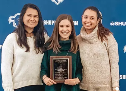 womens golf academic award