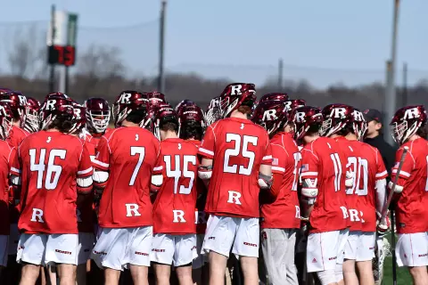 MLAX_HUddle
