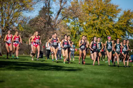 women's cross country group shot