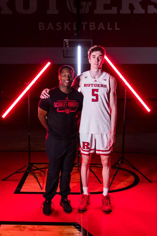 Rutgers men's basketball welcomes F Gavin Griffiths to the 2023-24 class.