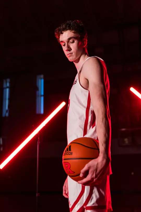 Rutgers men's basketball welcomes F Gavin Griffiths to the 2023-24 class.