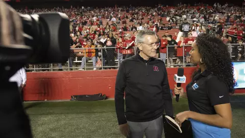 Pat Hobbs, Krystle Rich