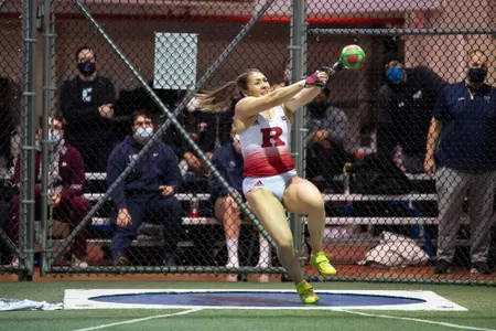 Jessica Molina throwing