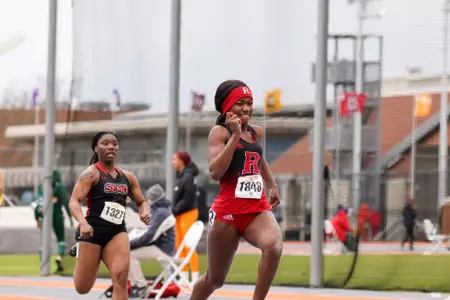 Icisys Sadler running