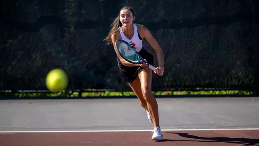 Tennis Downs Drexel to Stay Undefeated in the Spring Image