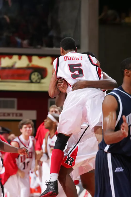 VILLANOVA 84 RUTGERS 78, OVERTIME, LEWIS BROWN ATHLETIC CENTER, PISCATAWAY, NEW JERSEY, January 11, 2006
BRUCE L. SCHWARTZMAN FOR SCHWARTZMAN SPORTS
ALL RIGHTS RESERVED