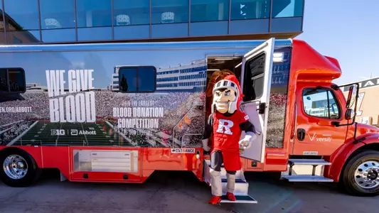 Rutgers We Give Blood Drive with Scarlet Knight