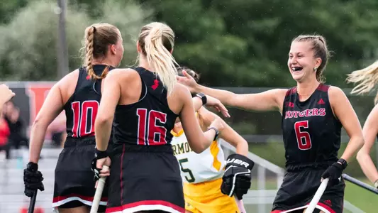 No. 9 Field Hockey dominates Vermont