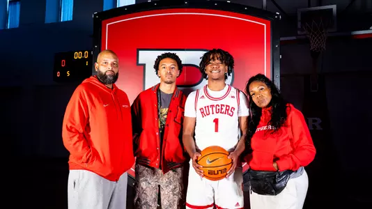 Men's Basketball Signs Imahri Wooten