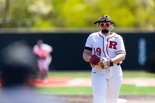 Kesley Hoekstra in the circle during Rutgers softball's series finale victory over Michigan State at the RU Softball Complex