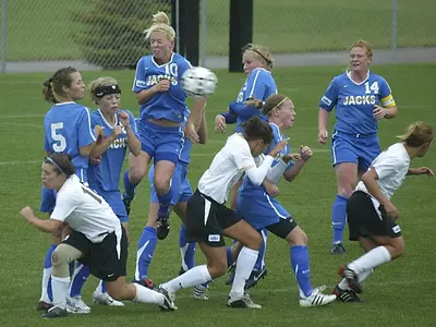 Soccer team defeats IUPUI on Senior Day